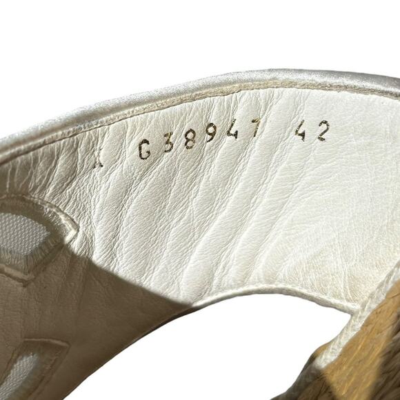 Raffia & Terry Cloth thong sandal - Picture 4 of 4